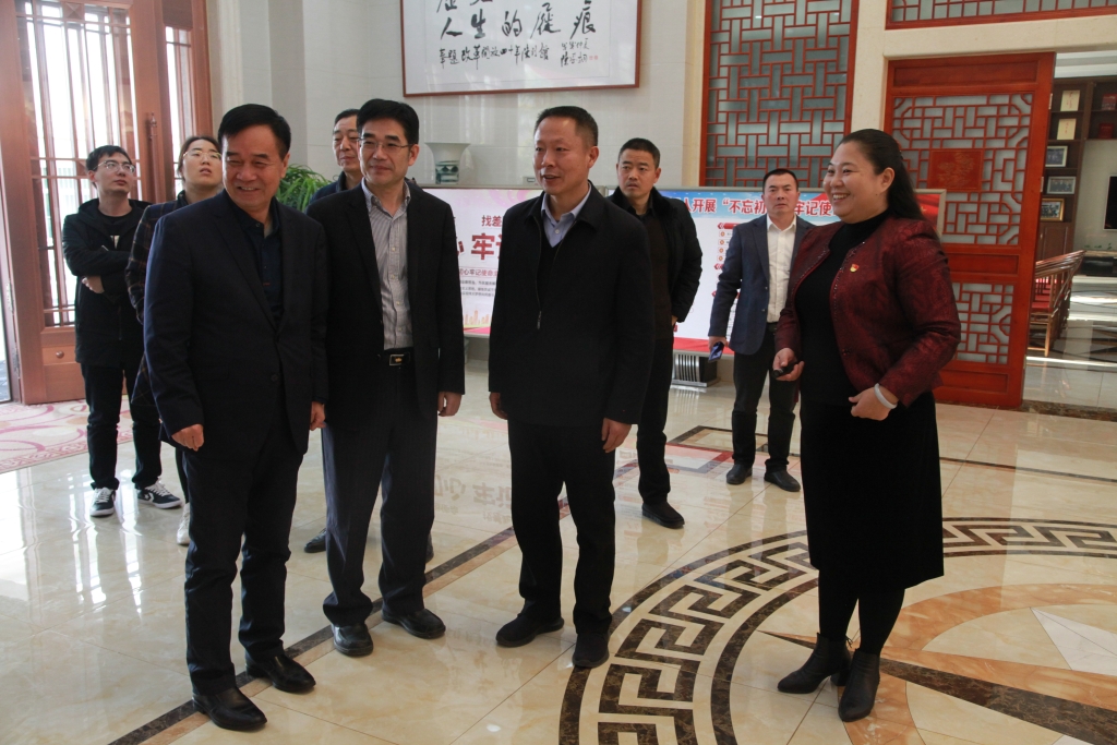 2019年12月10日，江苏省退役军人事务厅领导来鹰游改革开放四十年陈列馆参观